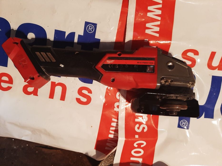 Milwaukee fle polizo fsag125 ca nou 2024