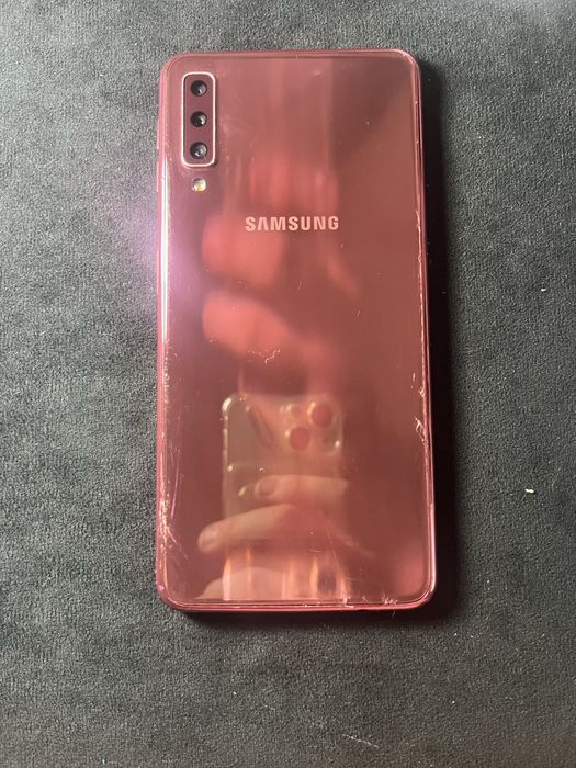 Продам Samsung a7