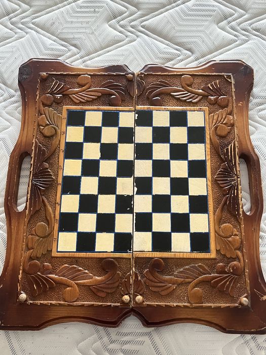 Продам  2 в 1 нарды и шахматы