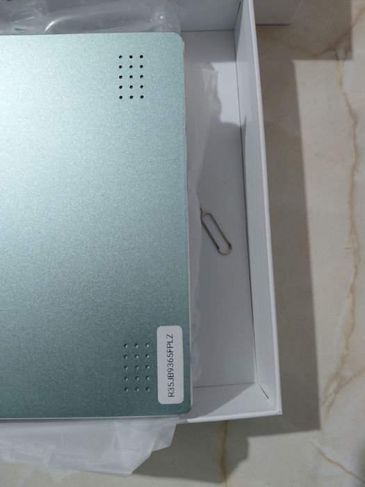 Tableta nouă de 10,3 toli