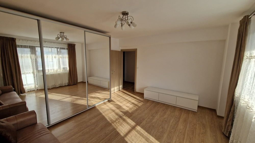 Inchiriez apartament 2 camere (Bucium Confort)