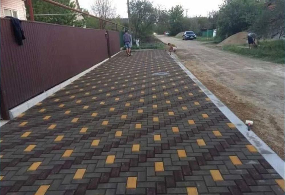 Брусчатка, Тротуарные плитки.