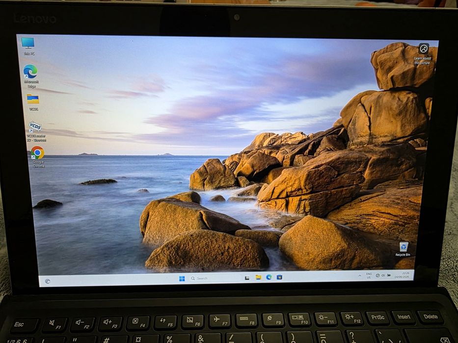 Tableta Lenovo i3 nvm 128gb