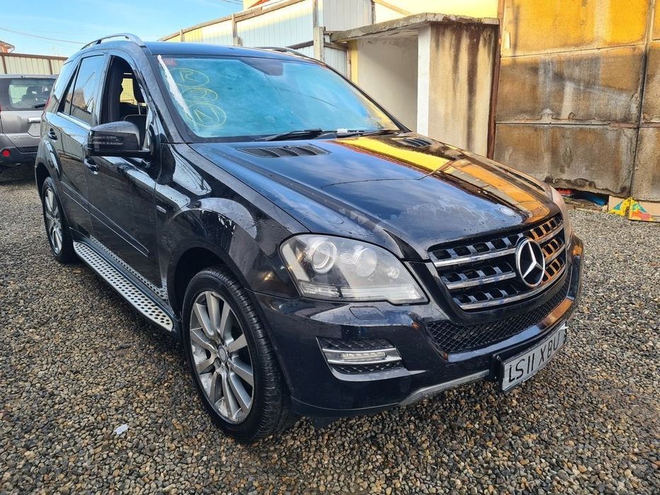 Dezmembrari dezmembrez  Mercedes ML w164 facelift 3.0 D 2005-2008