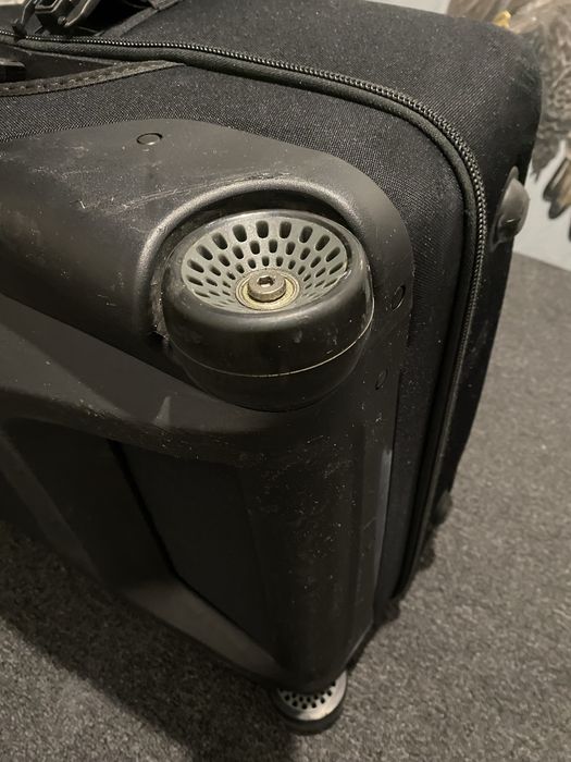 Чемодан  на колесах  Nike