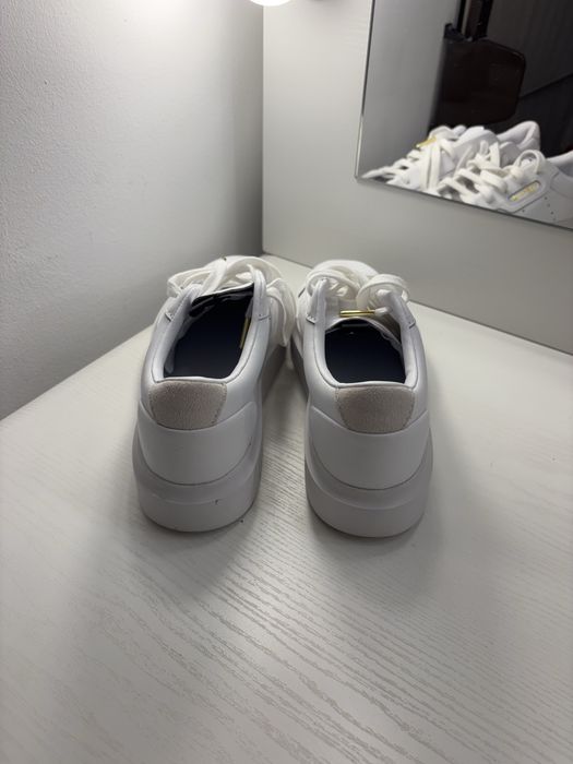 Adidas Sleek Brand New