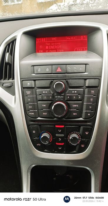 Opel astra 1.4 2015г