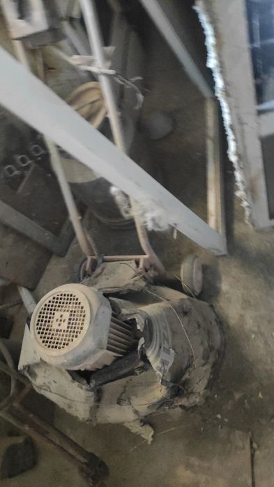 Шлифовка машина. Рассия состаяние как ноаий