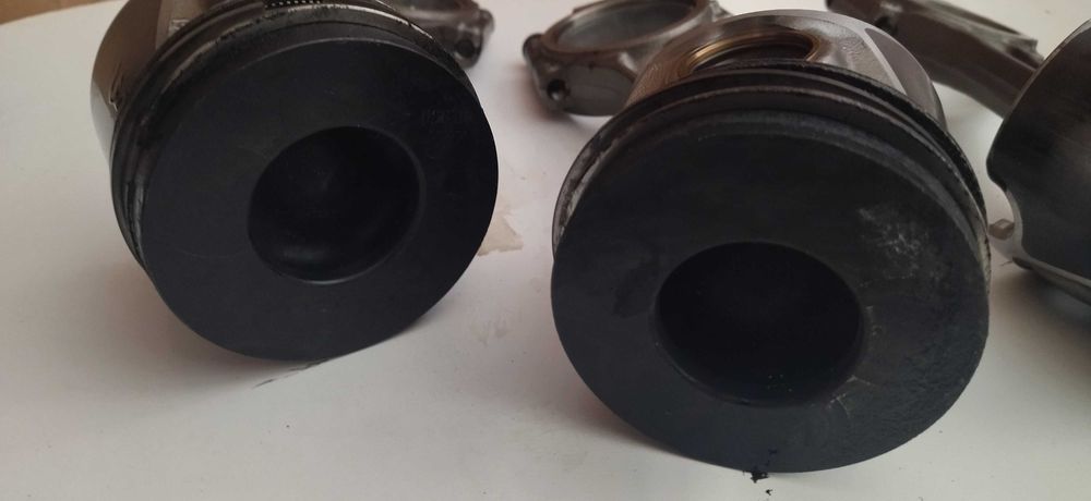 Автомобилни бутала