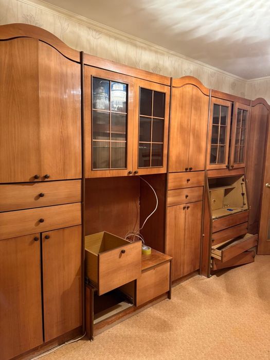 Стенка в гостиную