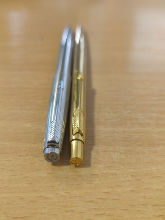 Pix Vintage Parker 45 Flighter si Parker Classic Insignia Gold ambele made in USA
