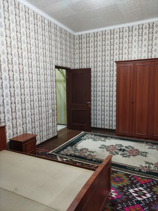 Катта оила учун шинам ховли уй узок муддатга ижарага берилади.