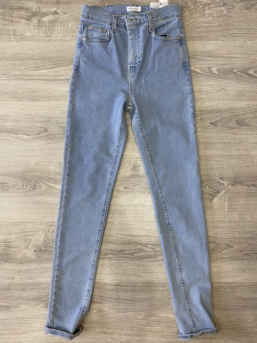 Продам джинсы женские