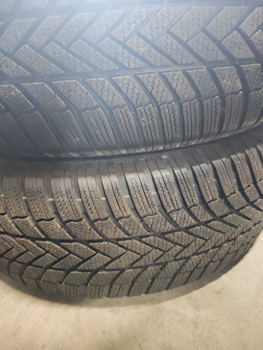 2бр.зимни гуми 255/60/18 Bridgestone