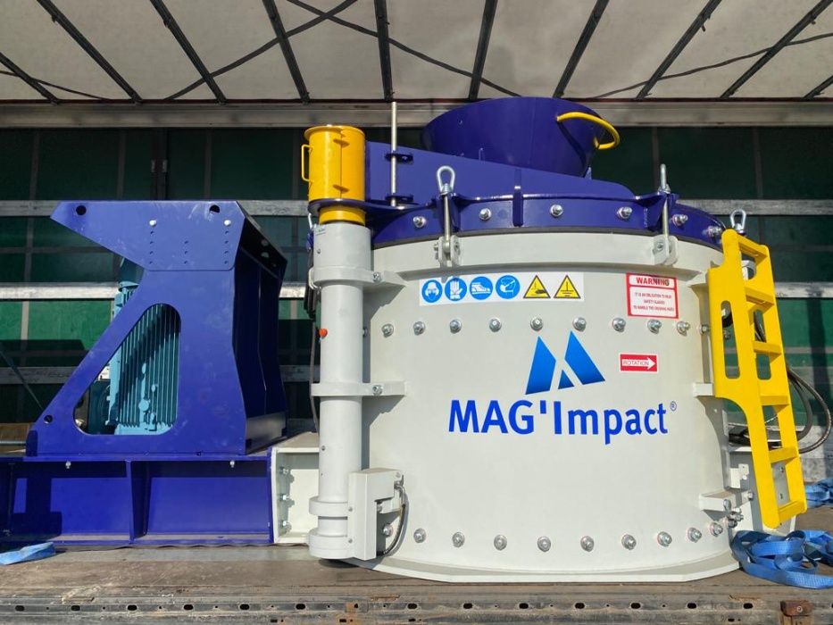 Concasor cu ax vertical Mag'Impact 2400
