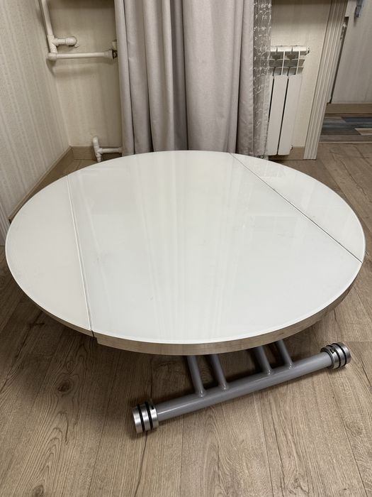 Продам круглый стол (раскладной)