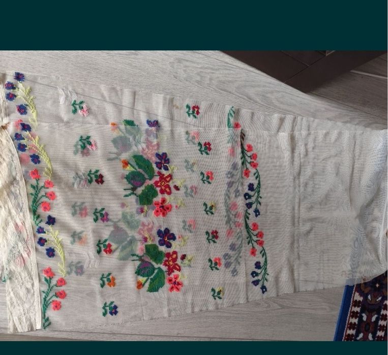 Ștergar autentic cusut manual