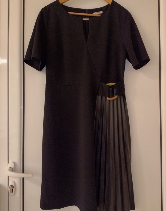 Черна стилна кожа