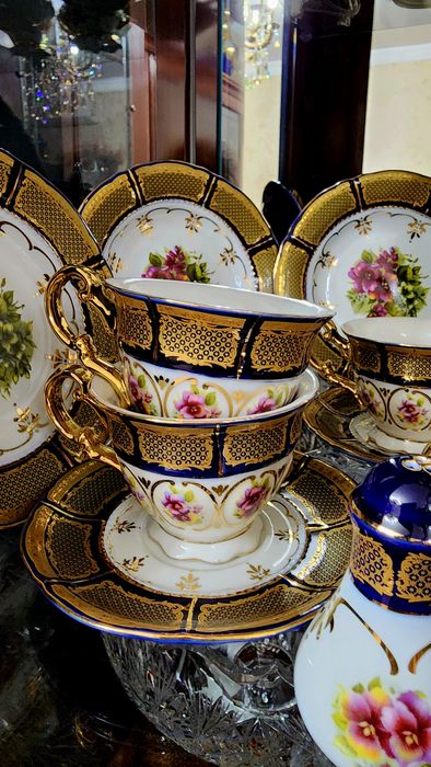 Чайный сервиз "Букет цветов" Чехия. Дёшево !