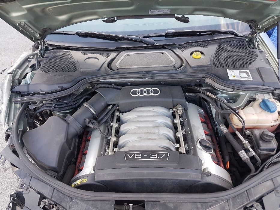 На Части! Audi A8 D3 3.7 V8 Quattro BOSE DISTRONIC Соларен