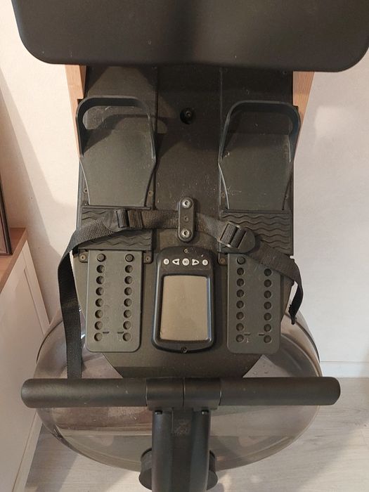 Гребен тренажор Waterrower