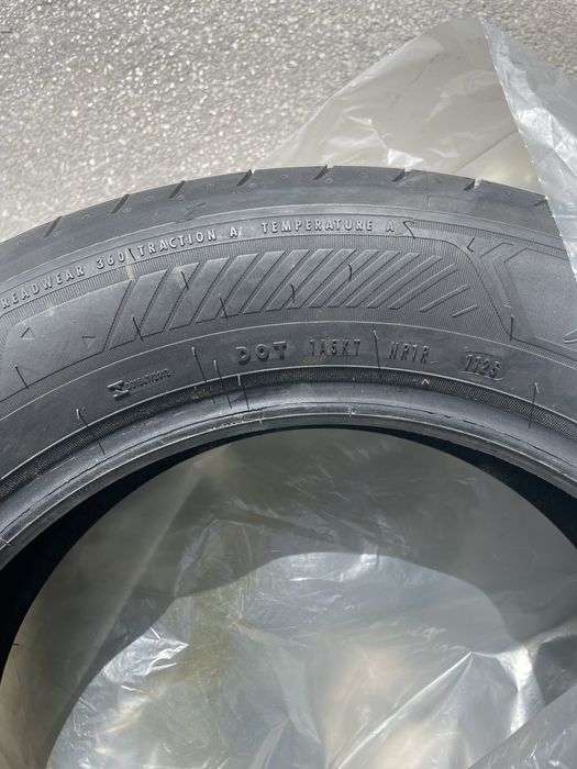 Anvelope Goodyear 215/60R17