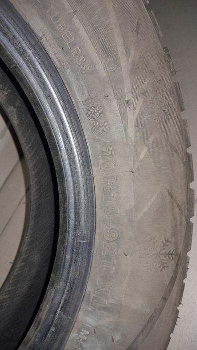 Продам автошины зимние
