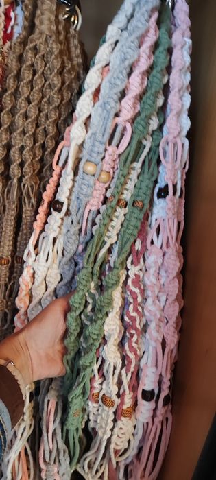 Двойно Макраме  за две саксии 14  лв..  двуцветни и бели 6.00лв.Канап