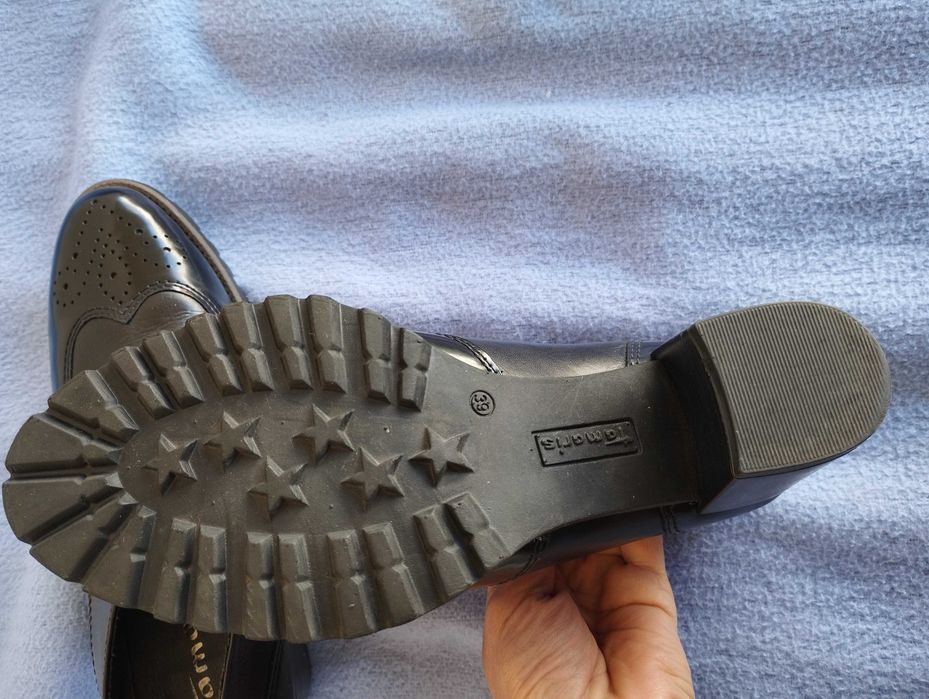 Обувки Gabor , Tamaris, Clarks и Lacocki номер 39.