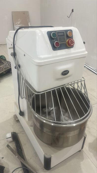Продам тестомешалку