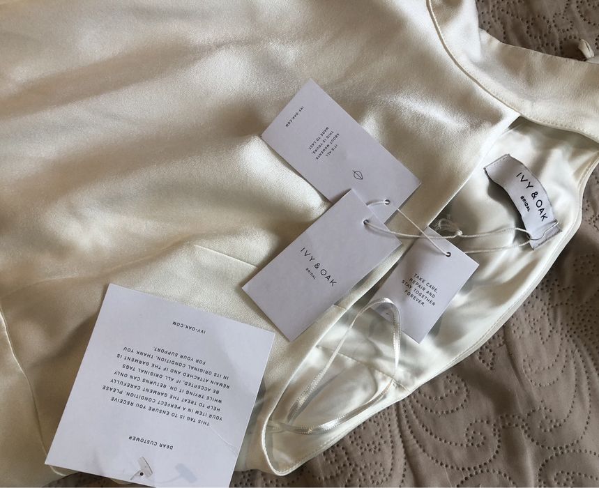 Сватбена Маркова Рокля на IVY OAK (Нова) Размер 38