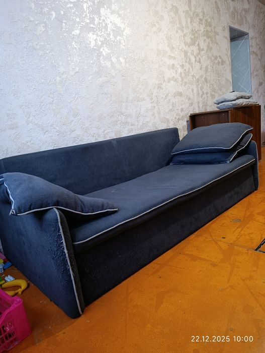 Продам диван -механизм тик так