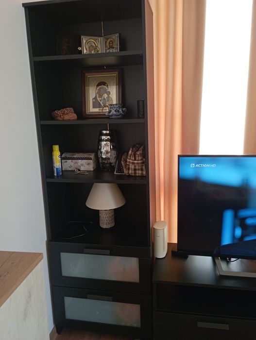 ПродавамТв секция IKEA, без забележки 60€