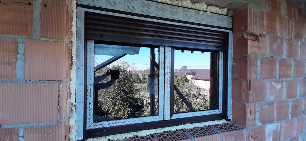 RULOURI AL si Usi de garaj rezidentiale SECTIONALE