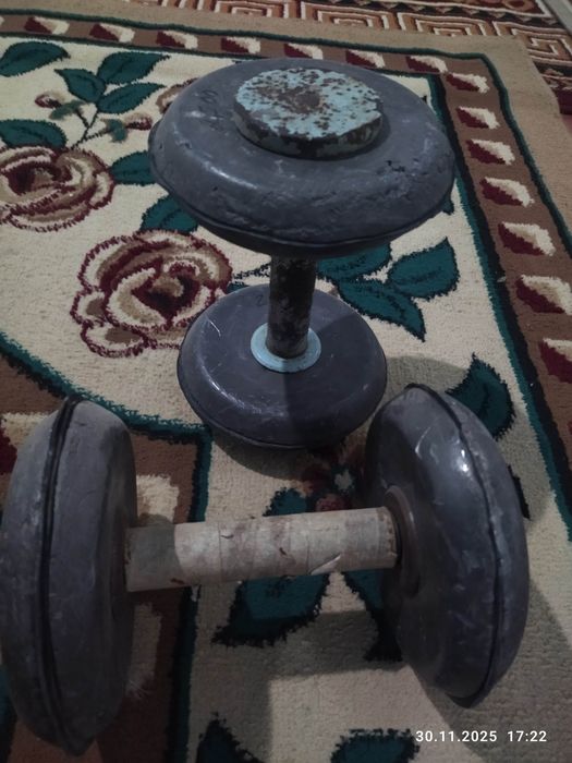 Гантеллер сатылады разные