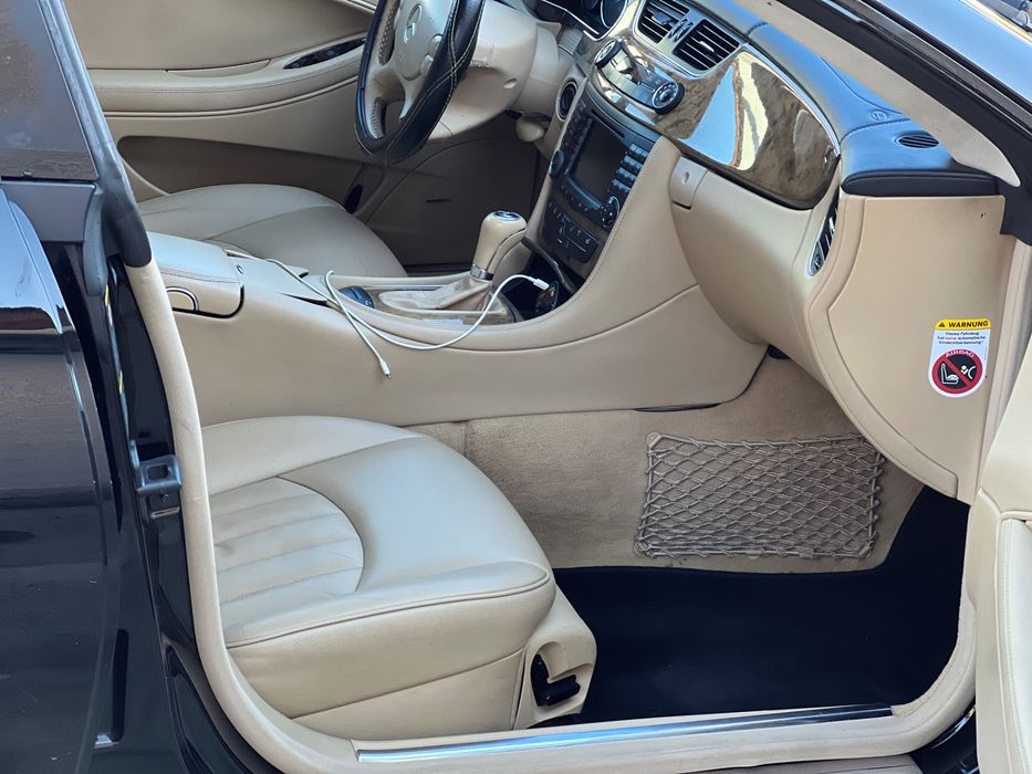 Mercedes AMG 350