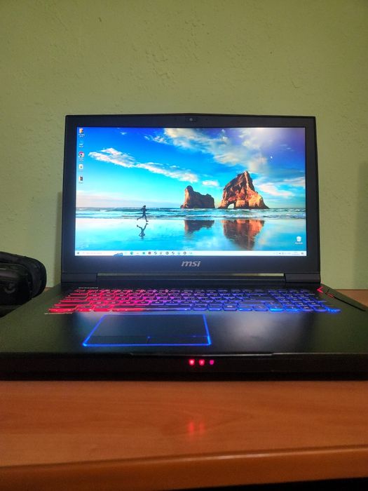MSI TITAN gt73 _