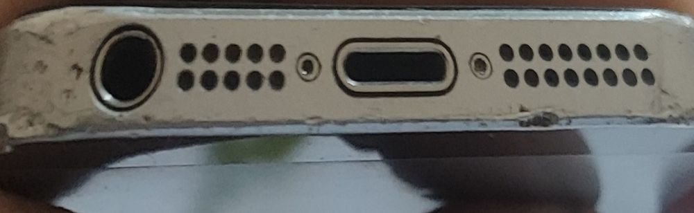 Айфон 5 работает