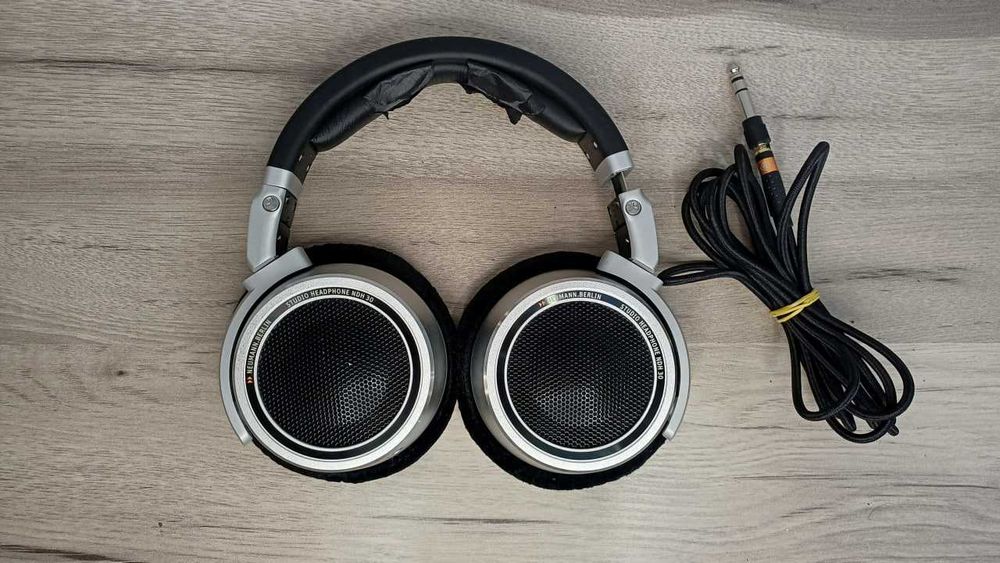 Студийные наушники Neumann NDH 30