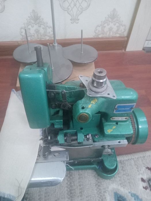 Оверлок сатылады