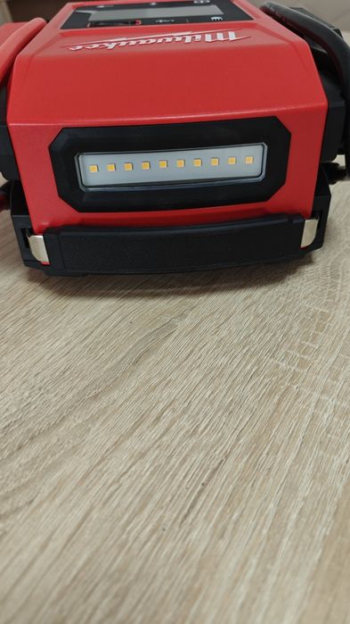 Robot pornire milwaukee m18