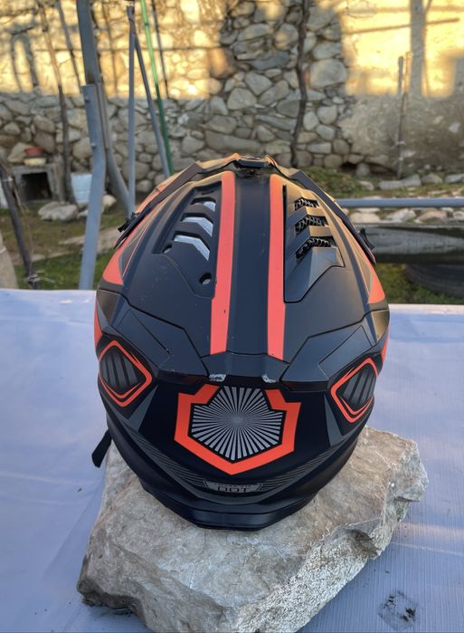 Каска за кросов мотор L размер