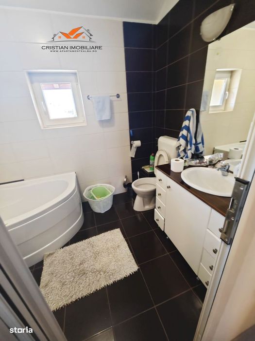 Apartament 2 camere , Cetate-Piata!
