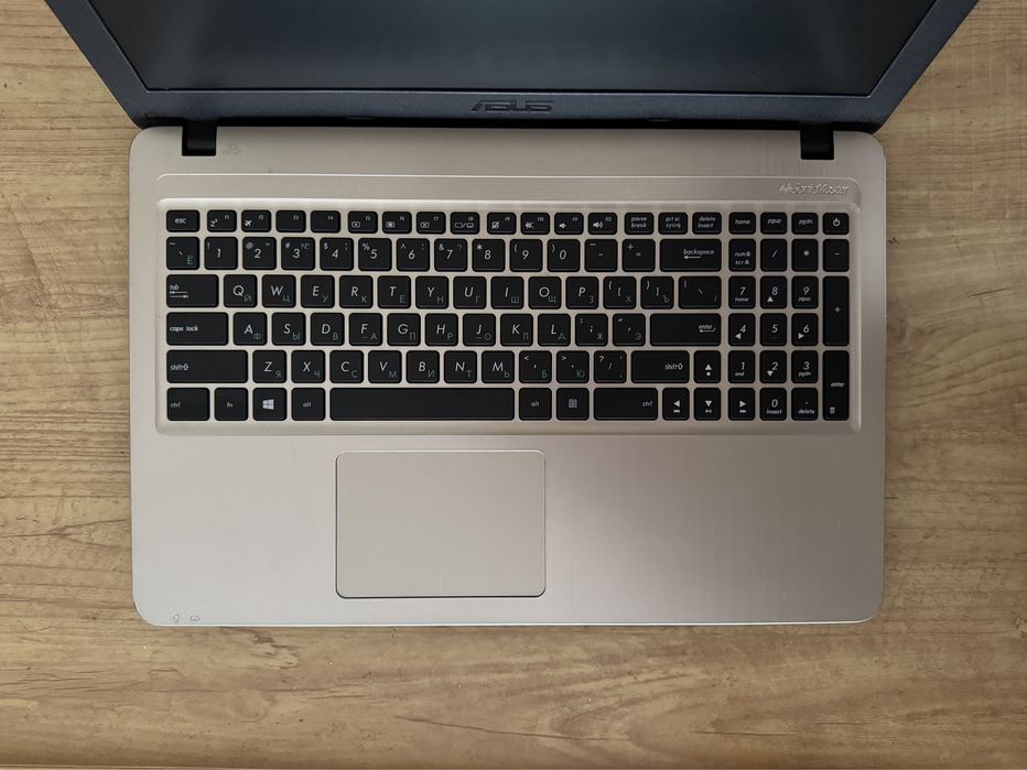 Ноутбук Asus x540