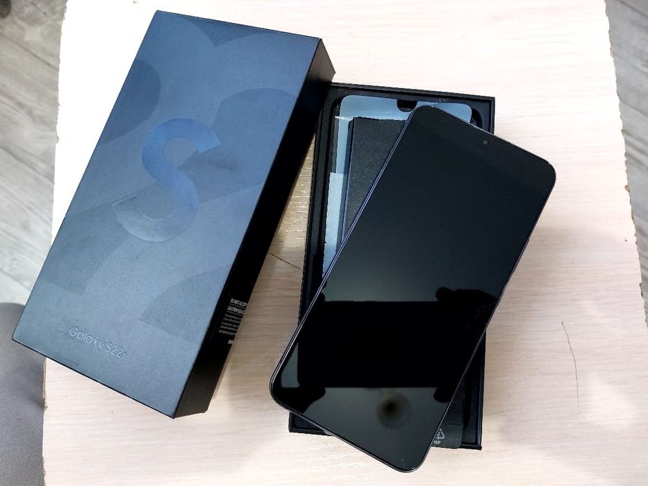Samsung s22+ на 256
