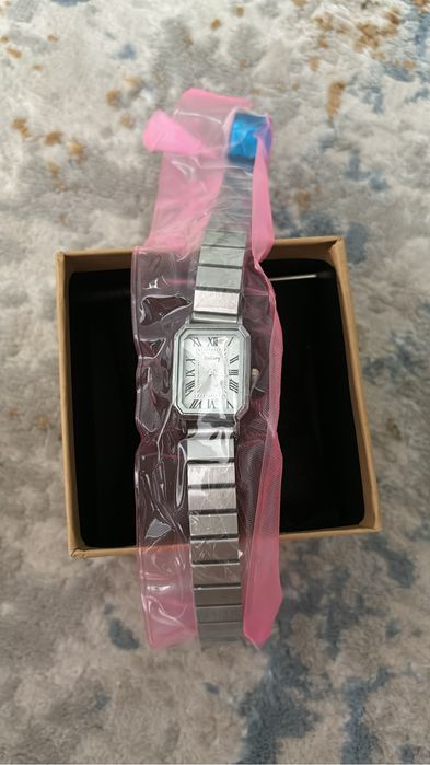 Продам часы женские