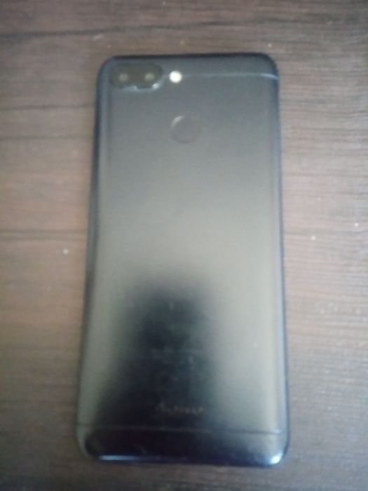 Продам срочно редми 6