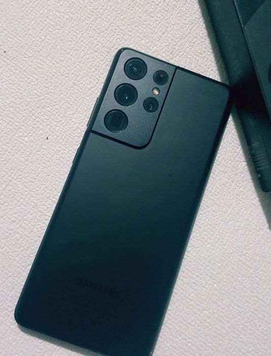 Продам Samsung S21 Ultra 12/128гб торг хороший будет.