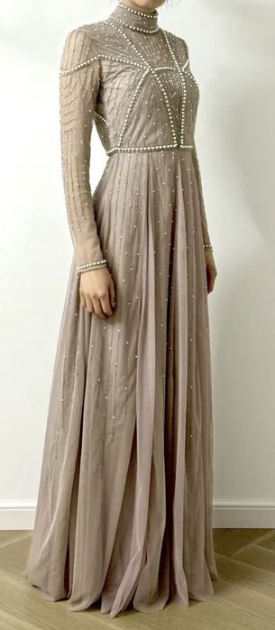 Rochie Assos impecabila