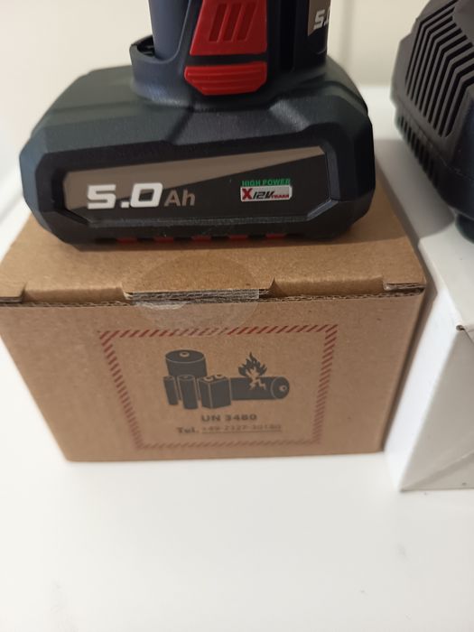 ПРОММОЦИЯ-12 V - 5 Ah / Батерия и зарядно Parkside/Парксайд